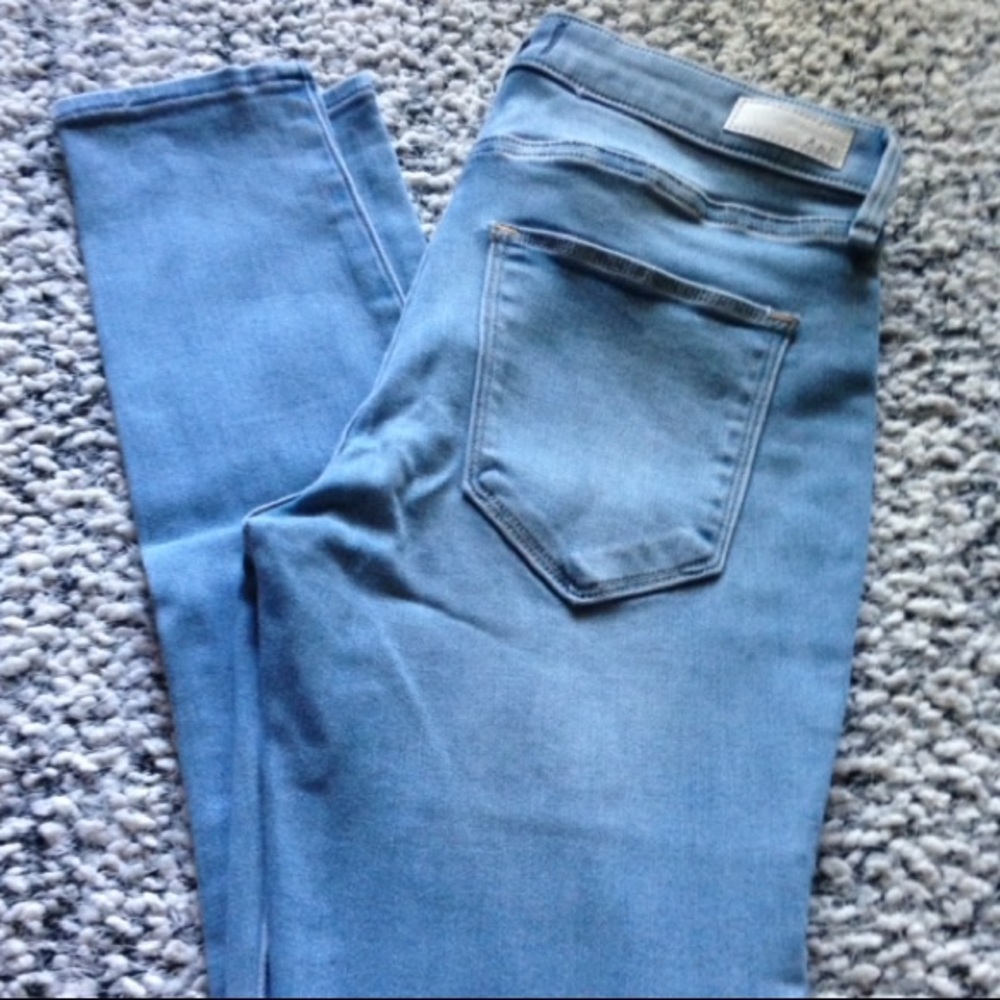 Abercrombie and Fitch Jeggings 27